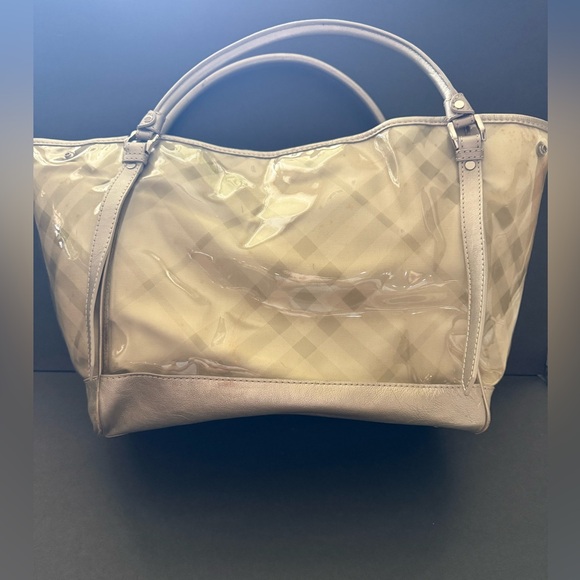 Burberry metallic leather trim pvc bag - Picture 2 of 14